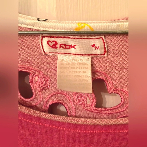 Pink Reebok Athletic Top with Heart Cutout Detail Size M - Picture 3 of 3